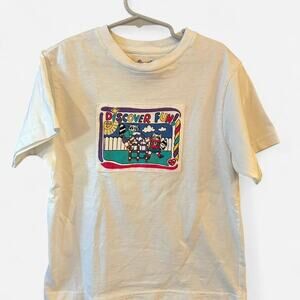 Kids 5/6 vintage 1995 multicolored colorful tee raccoons on a playground